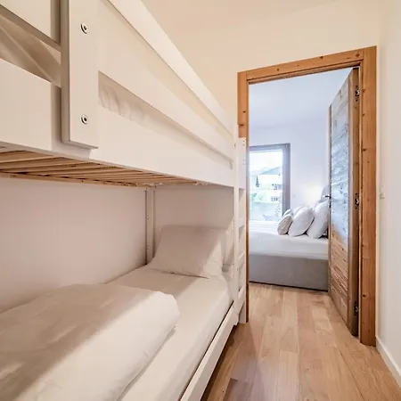 Apartament Yuki - By Emerald Châtel